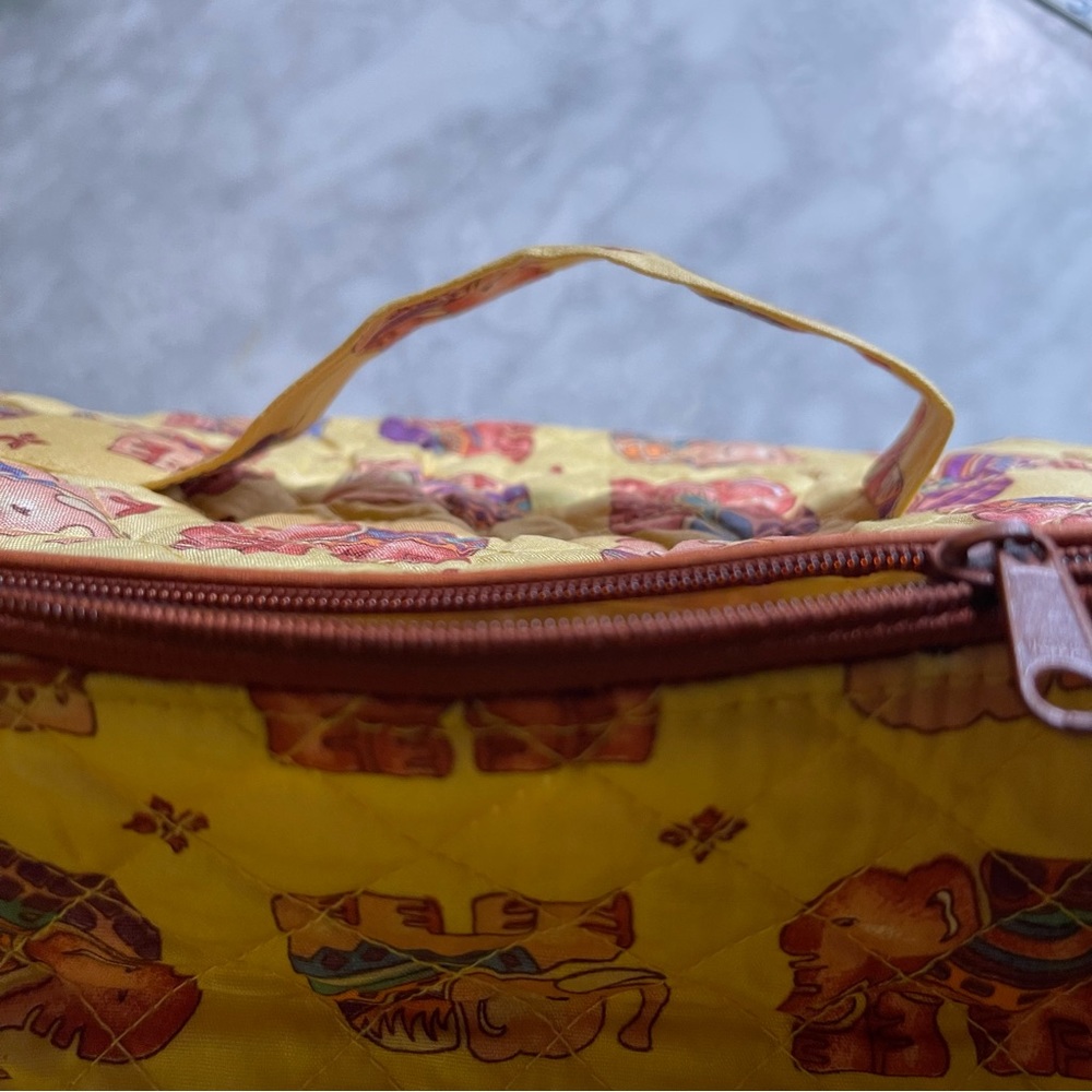 Bangkok NaRaYa elephant design cosmetic bag - foldable, new - Picture 6 of 9